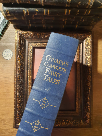 Grimm's Complete Fairy Tales