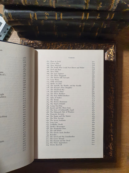 Grimm's Complete Fairy Tales
