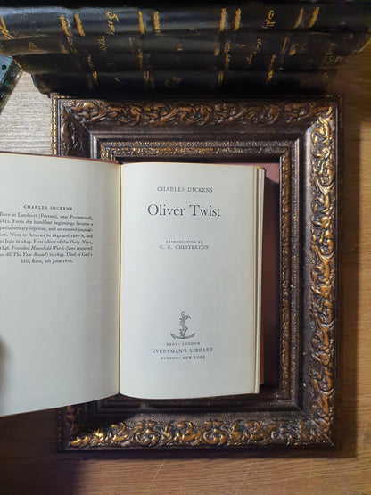 Oliver Twist – Charles Dickens